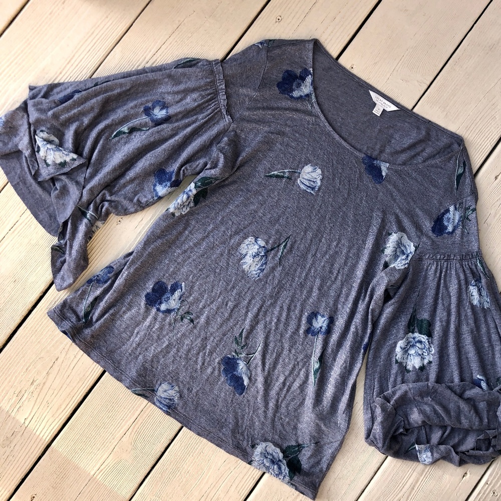 Lucky Brand Duque Floral Tier Bell Sleeve, Small, Like New - Picture 3 of 8